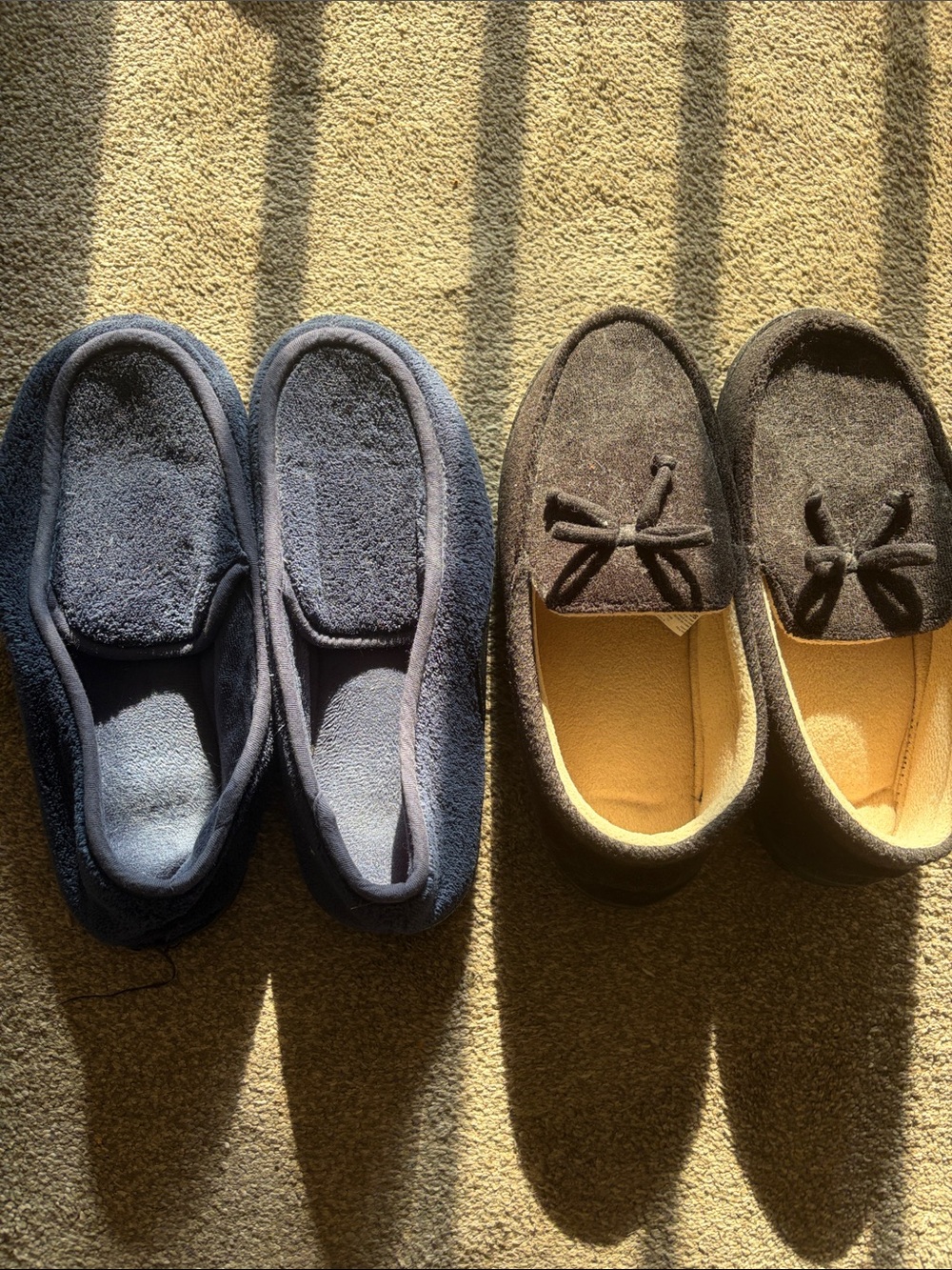 2 pairs Cozy Slippers in Navy and Black